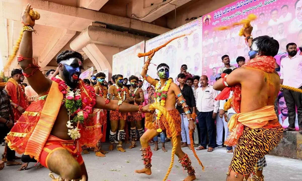 Hyderabad: Bonalu begins on a grand note in city