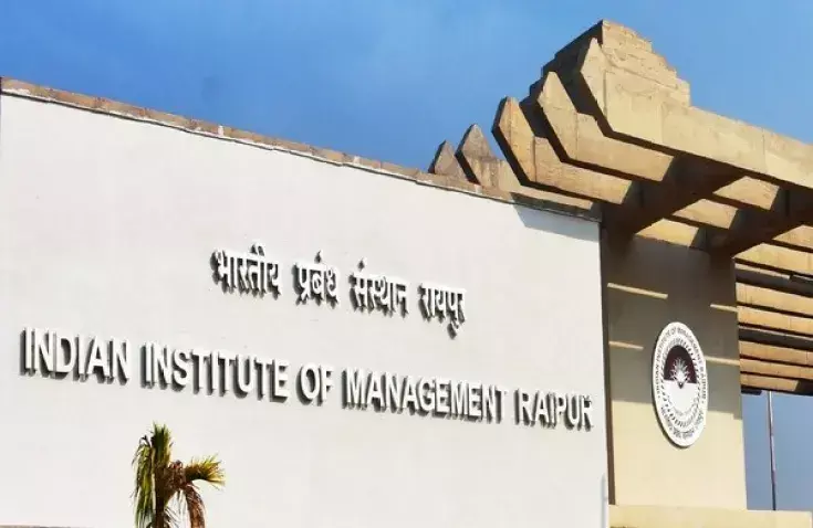 IIM Raipur inks MoU with EFLU