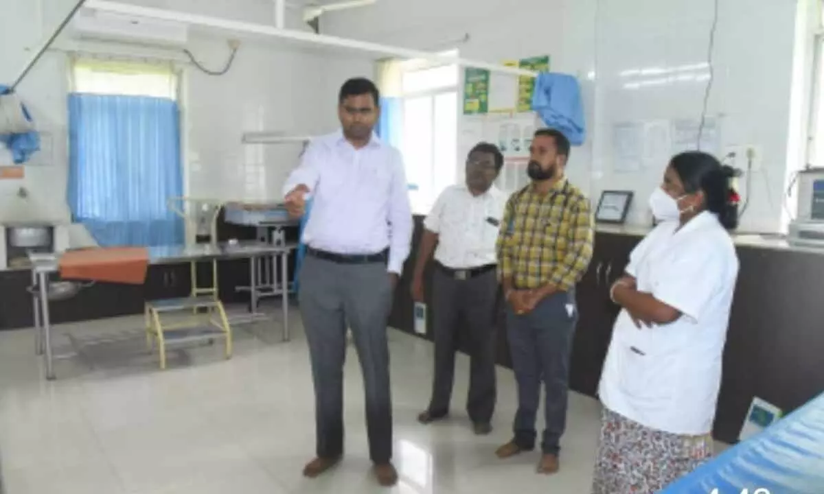 DC BM Santhosh ordered the Doctors to assure prompt services