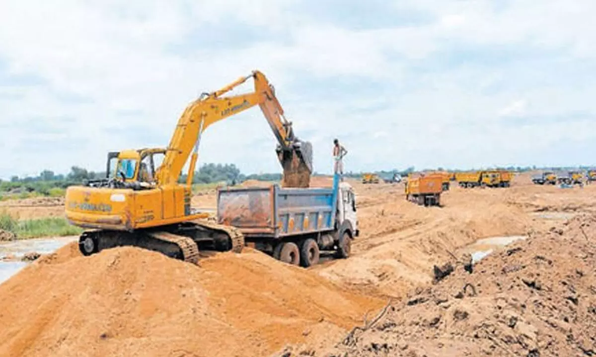 Free sand supply begins at 3 stock points in Nellore district