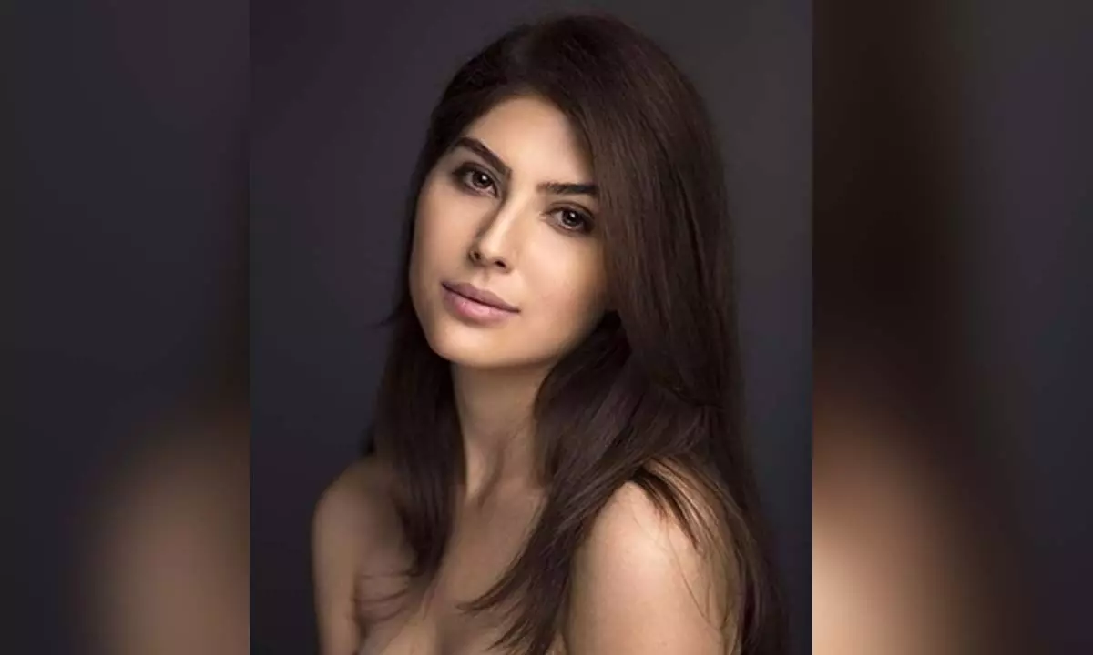 Elnaaz Norouzi plans to dig into Persian cuisine on her birthday