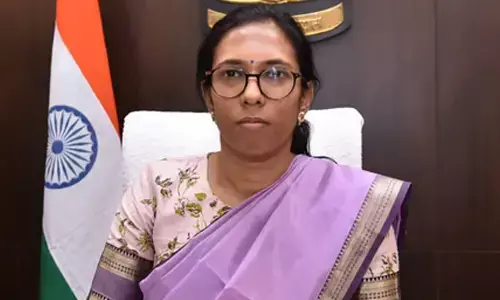 Guntur: Collector, SP inspect sand stock points