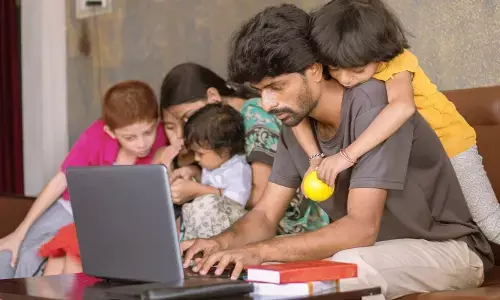 Modern Dad’s Guide to Balancing Work and Fatherhood