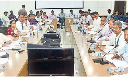 Bankers told to extend loans with humanitarian touch