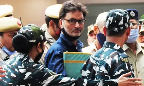 Delhi High Court judge recuses from hearing NIAs death penalty plea for Yasin Malik