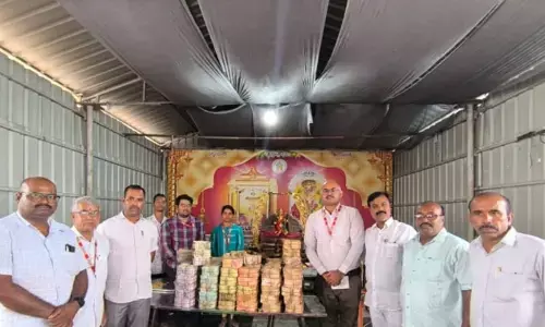 Jogulamba recives a total of 5866 623 rupees through Hundi offerings