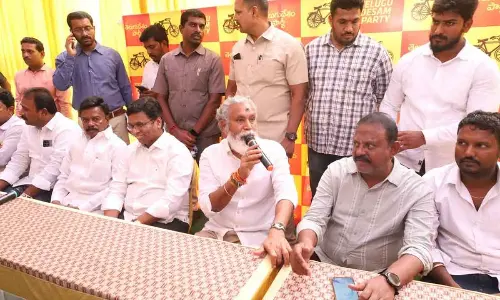 Chandragiri MLA Pulivarthi Nani addressing TDP workers of Chandragiri constituency at a meeting in Tirupati on Thursday