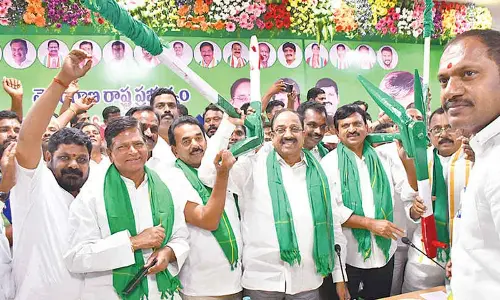 Govt listens to views of ryots on Rythu Bharosa