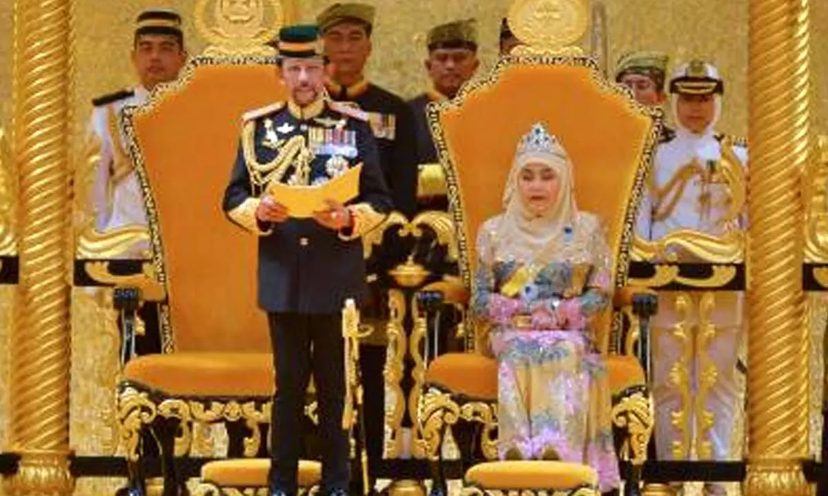 Brunei holds grand parade to mark 78th royal birthday