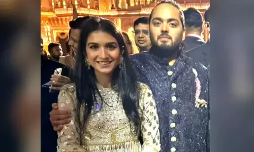 Radhika Merchant’s Reception Look: A Vision in Silver Anarkali