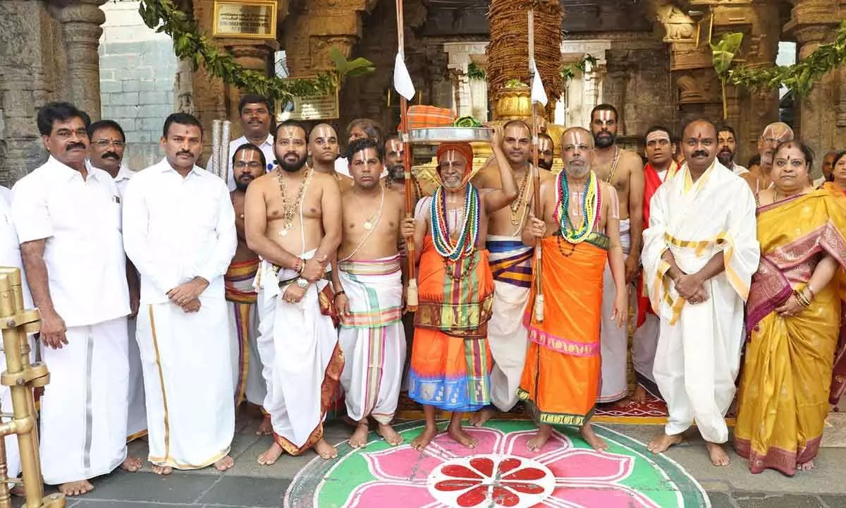 Tirumala: Traditional Temple Budget Fete Held