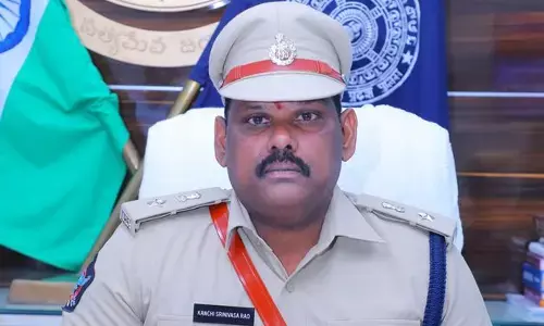 Palnadu district SP Kanchi Srinivasa Rao taking charge in Narasaraopet on Monday