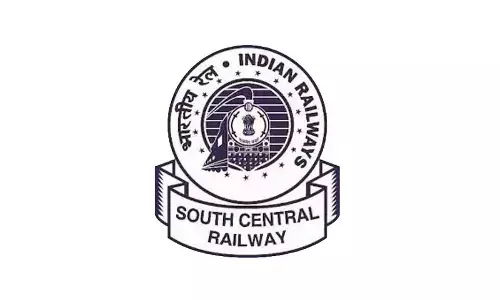 SCR holds review meet on safety at ROBs/RUBs