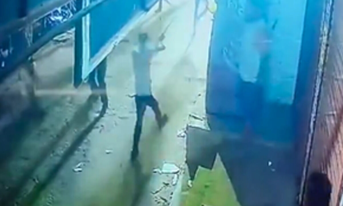 Muharram clashes Grocery shop owner beaten in Patna, cops attacked in