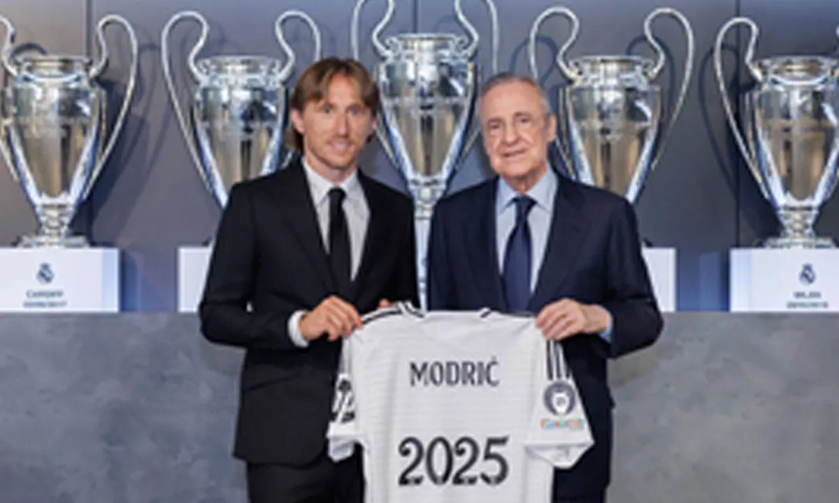 Modric extends contract with Real Madrid until 2025, appointed club captain