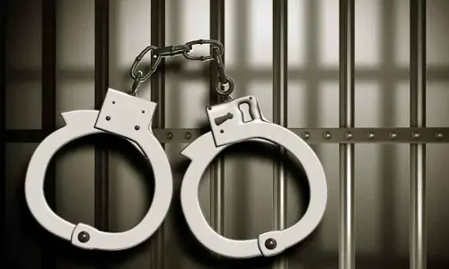 Man arrested for sexually assaulting woman techie on running train in Karnataka