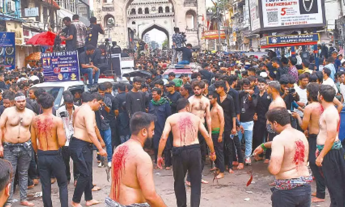 Hydbad observes Youm-e-Ashura with reverence, religious fervour