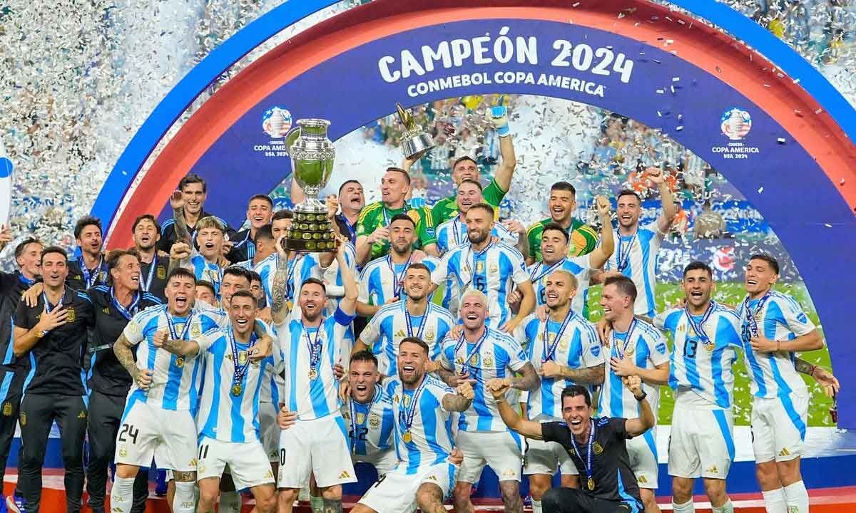 Argentina top FIFA men's rankings