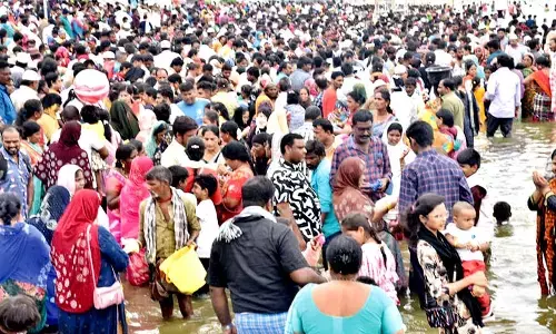 All Roads lead to Bara Shahid Dargah