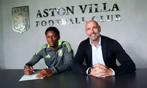 Aston Villa announce signing of Jaden Philogene from Hull City