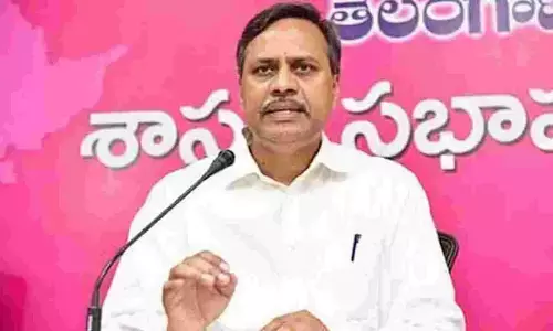 Collectors made to pour milk on CM’s portrait: BRS