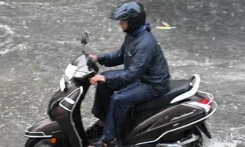 Hyderabad: Incessant rains disrupt normal life in city