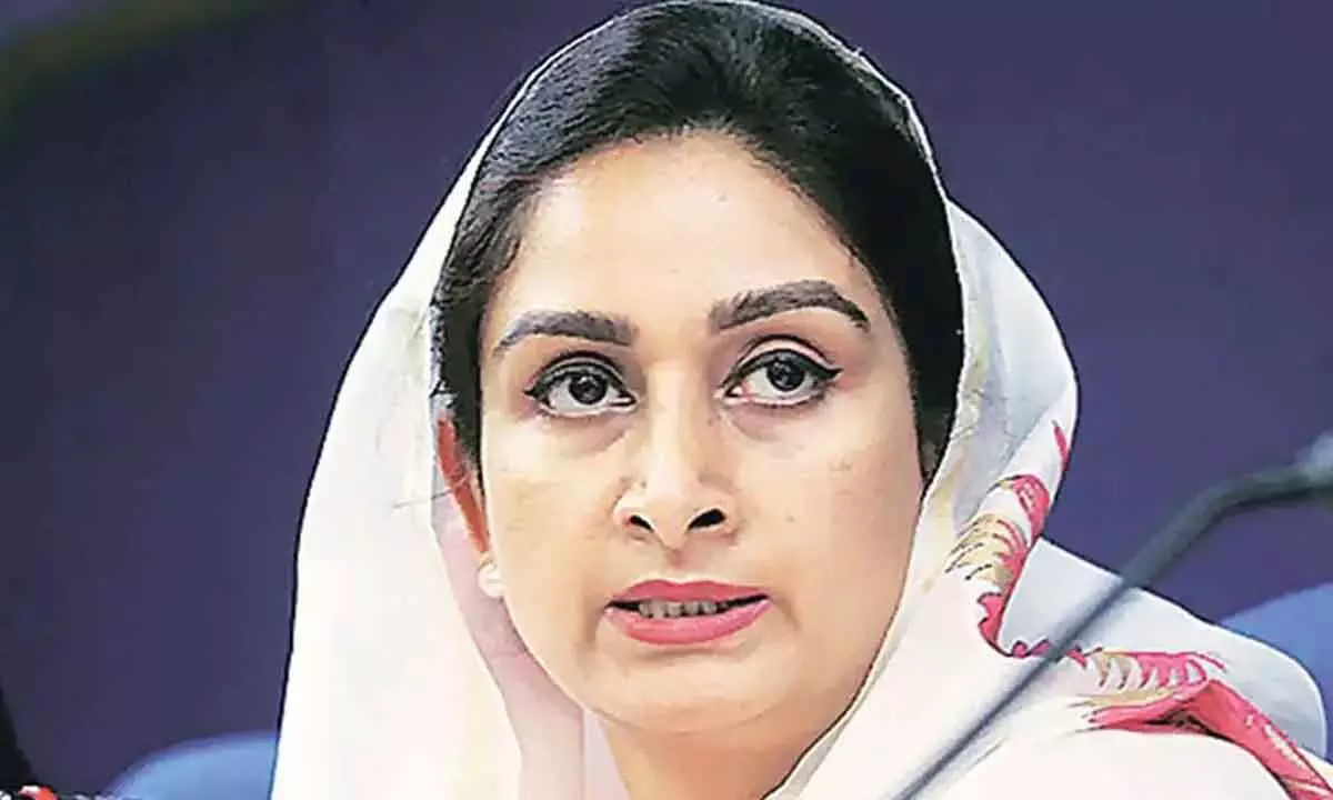 Does not behove Centre to renege on promise to farmers: Harsimrat Kaur Badal