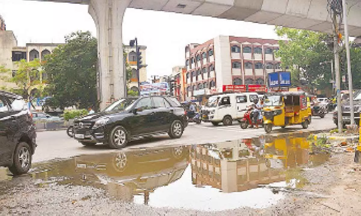 Hyderabad: Commuters hit hard as rains ravage city roads: lay bare potholes, craters