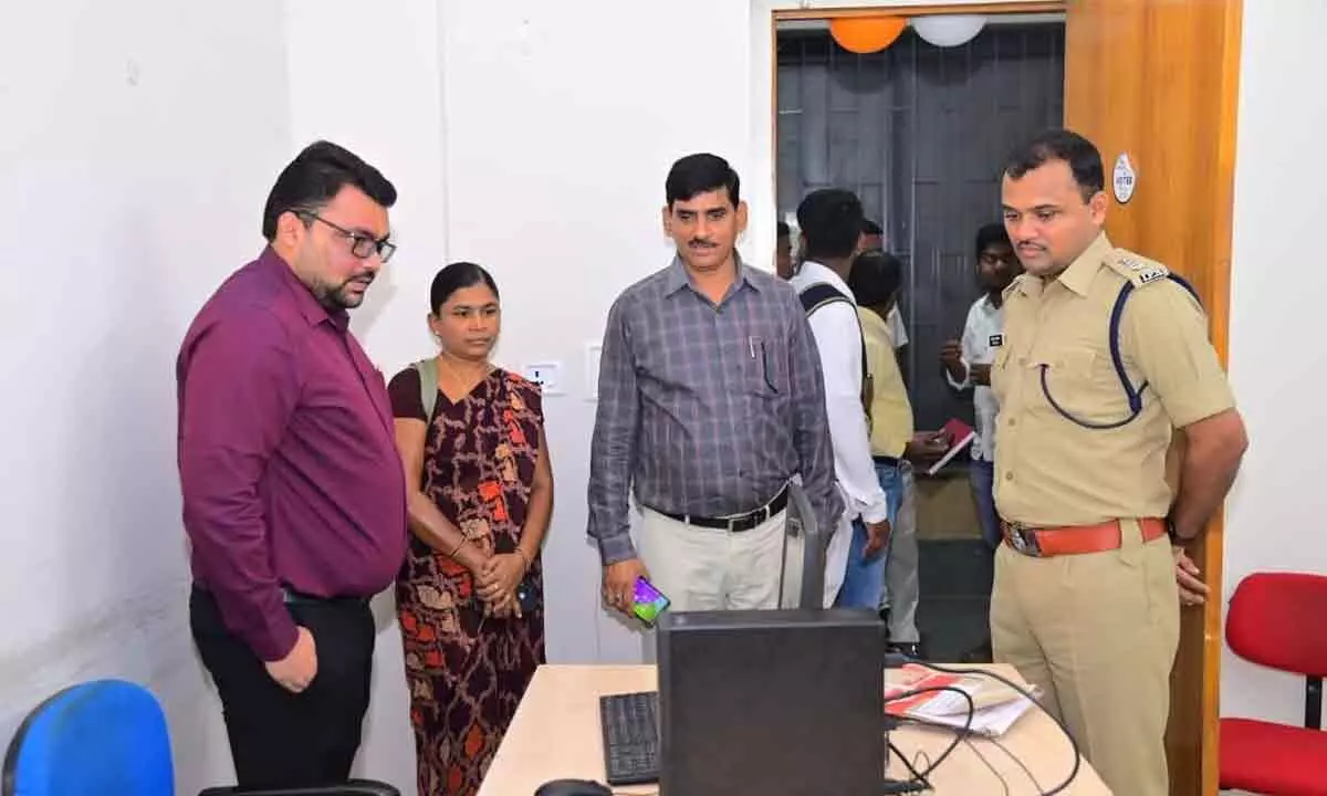 Collector Santosh and SP Gaikwad Inaugurate Public Administration Service Center