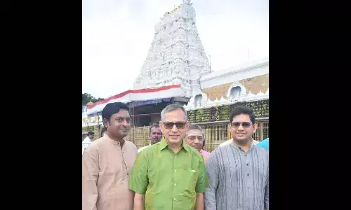 (From L to R) Rajmata Pramoda Devi of Mysore and Meghalaya High Court Judge Justice Vaidyanathan at Tirumala on Thursday