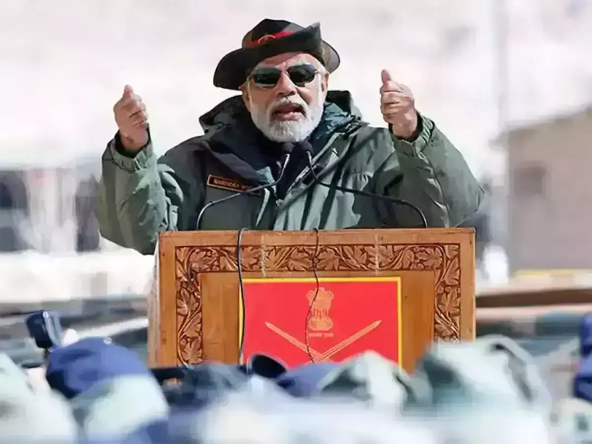 PM Modi Commemorates 25th Kargil Vijay Diwas, Vows To Crush Terrorism