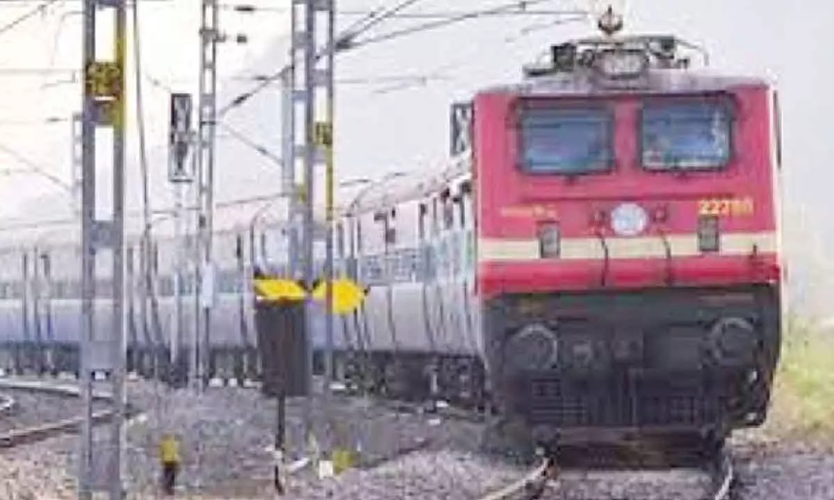 Train crew suspended for violating speed limit