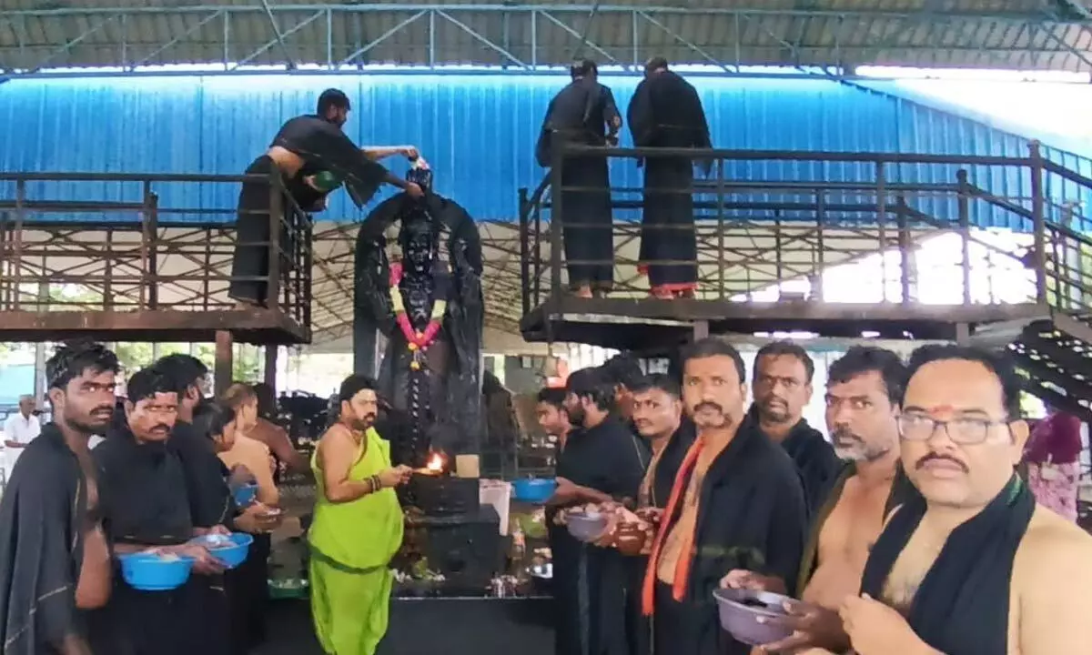 Devotees Performed Tila Oil Abhisheka Pujas to Shani Dev with Devotion