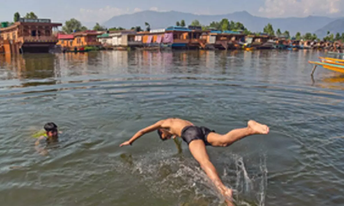 Srinagar again records hottest July day at 35.7