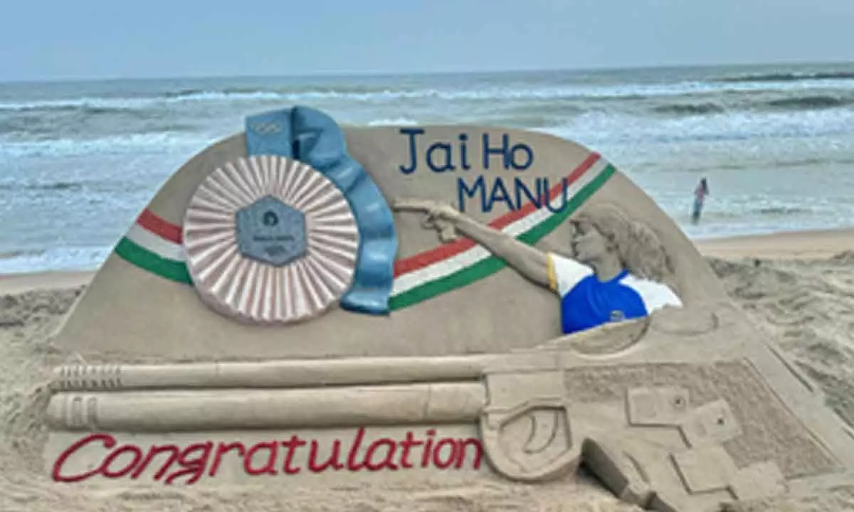 Odisha: Noted sand artist congratulates shooter Manu Bhaker with sand sculpture