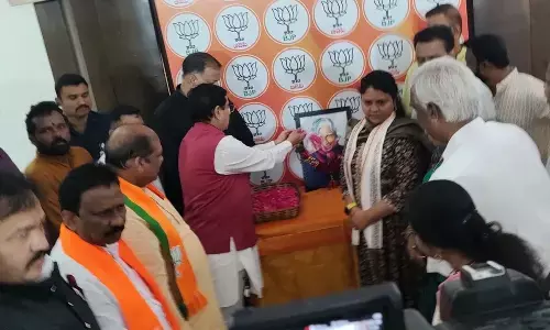 Boycotting NITI Aayog meeting not good for TG: Union Minister