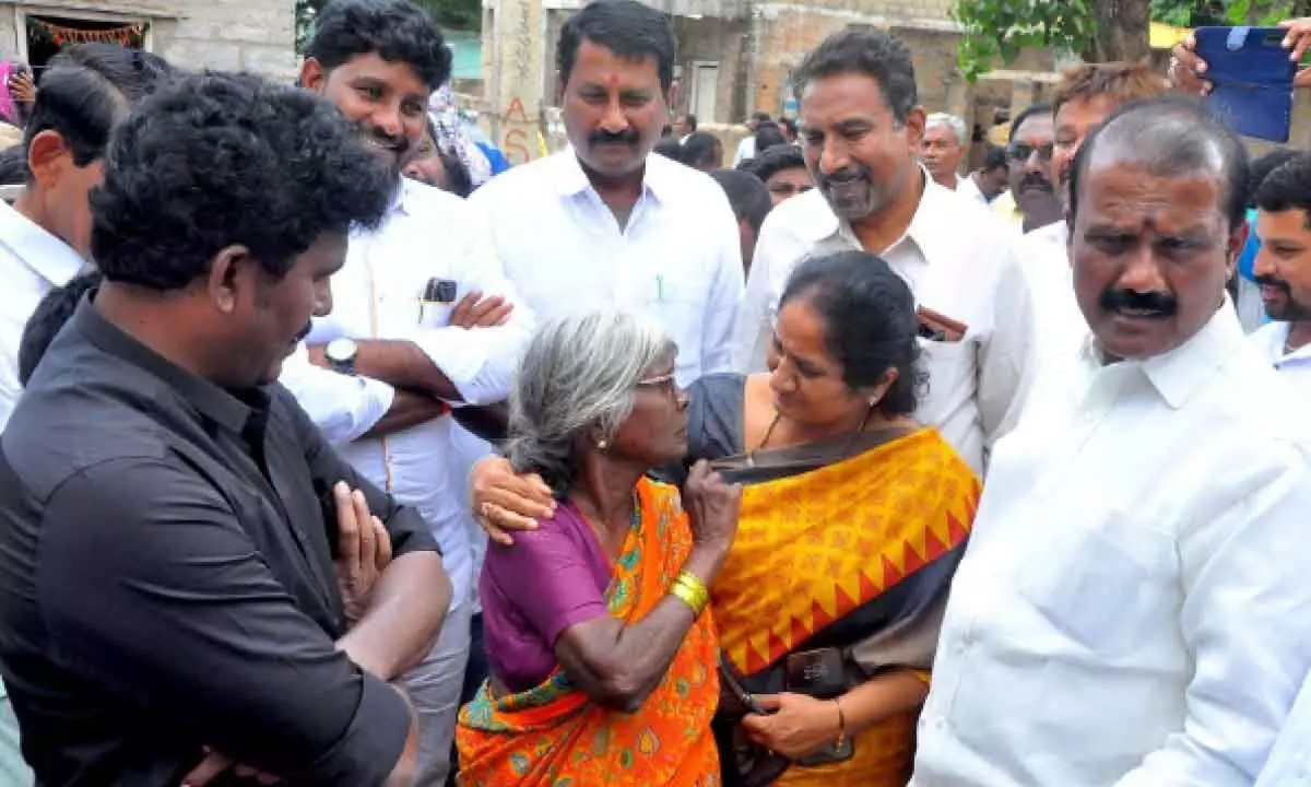 Minister for BC Welfare S Savitha with Savithramma, who will receive from CM N Chandrababu Naidu, at Gundumala village on Sunday