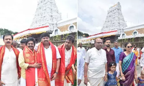 Chennai High Court Judge Justice Krishna Kumar and (right); Tollywood actor Saptagiri in Tirumala on Sunday