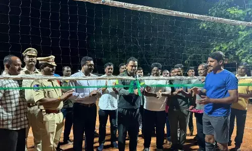 District SP Gaikwad Inaugurates Volleyball Court at Police Parade Ground