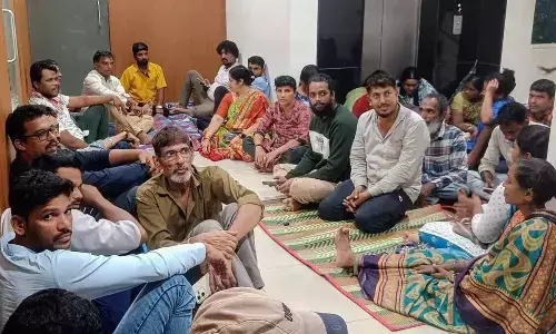 Street vendors angry about lack of protection in State