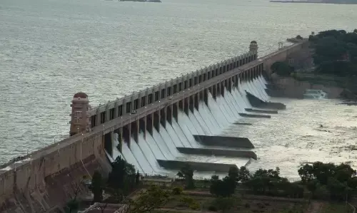 33 gates of Tungabhadra reservoir lifted to release excess water