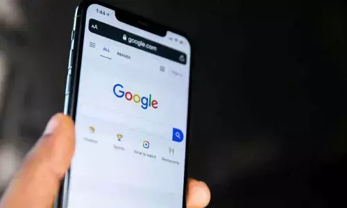 How to Customize Google Chrome Menu Bar and Carousel on iPhone