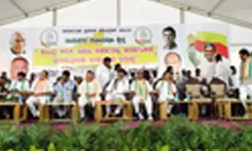 Declare your family assets: Shivakumar tells Kumaraswamy
