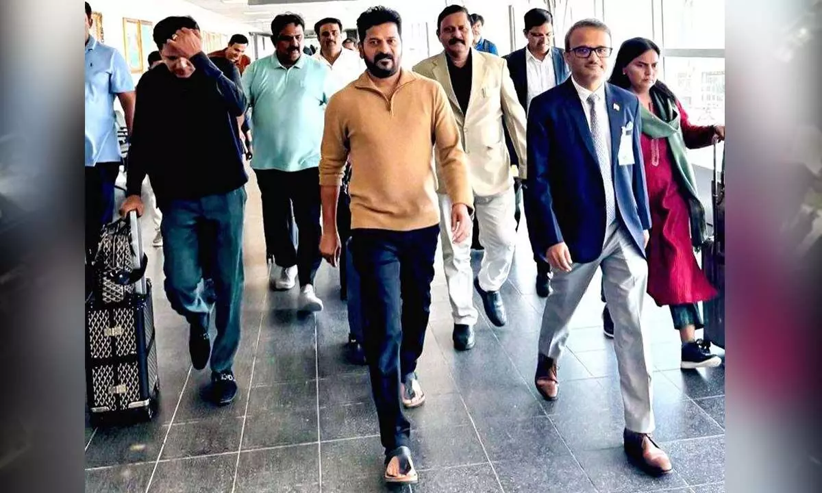 Revanth Reddy arrives in New York, receives a warm welcome