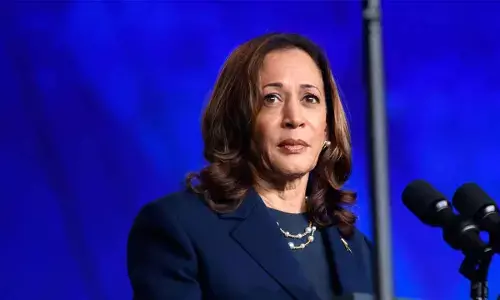 Harris meets VP contenders for final test