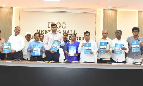 District Collector B.M. Santosh Prioritizes Quick Resolution of Applications Received in Prajavani