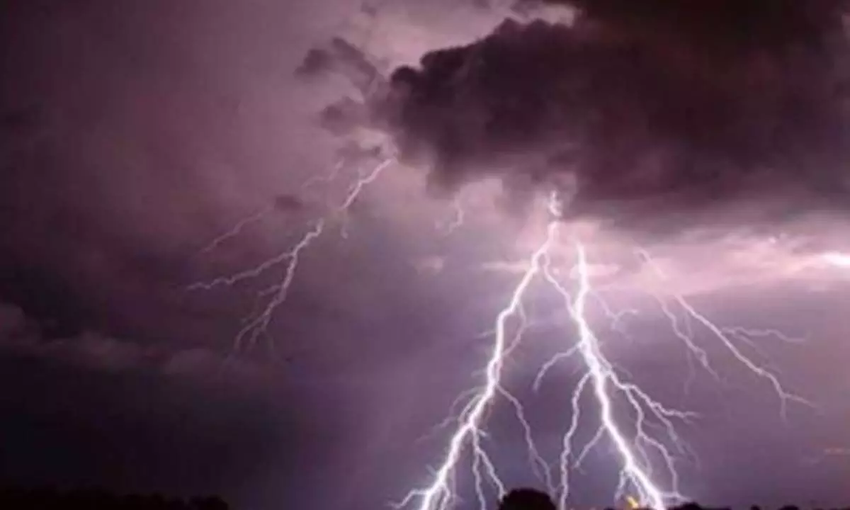 Two killed, one injured in lightning in Mongolia