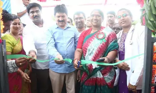 Seethakka inaugurates second container hospital