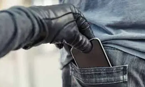 Hyderabad: Cops nab three for stealing phones
