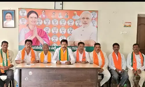 BJP District President Ramachandra Reddy Helds a Press meet at DK Bungalow